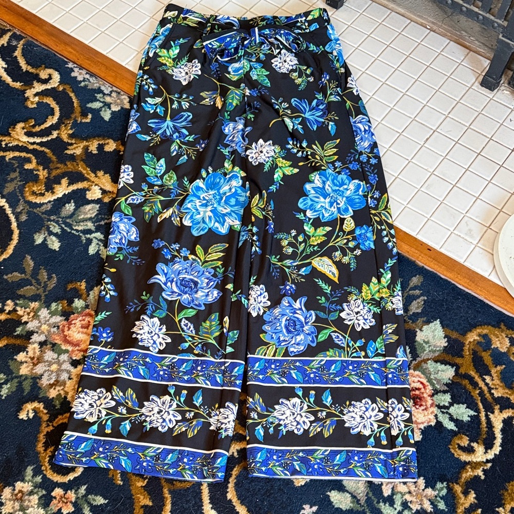 Studio JPR ‎  Floral Wide-Leg Pants-maybe work one- like new
